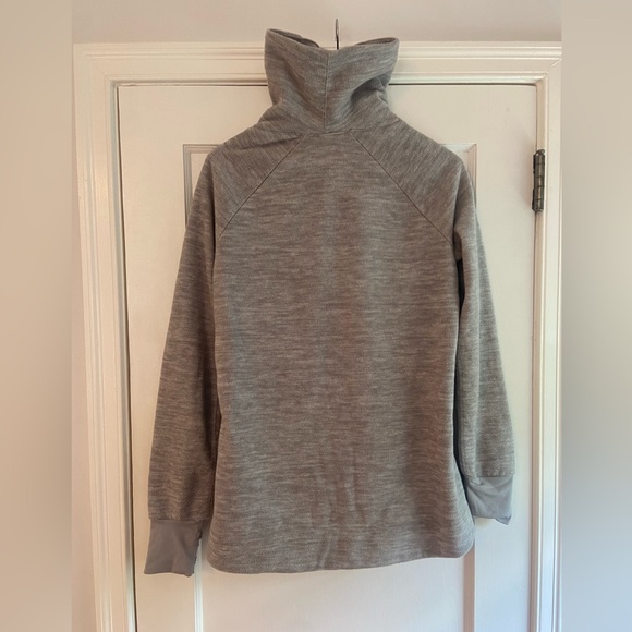 Old Navy 🩶 Active Fleece Funnel Pullover Gray Small Tall - Picture 8 of 8